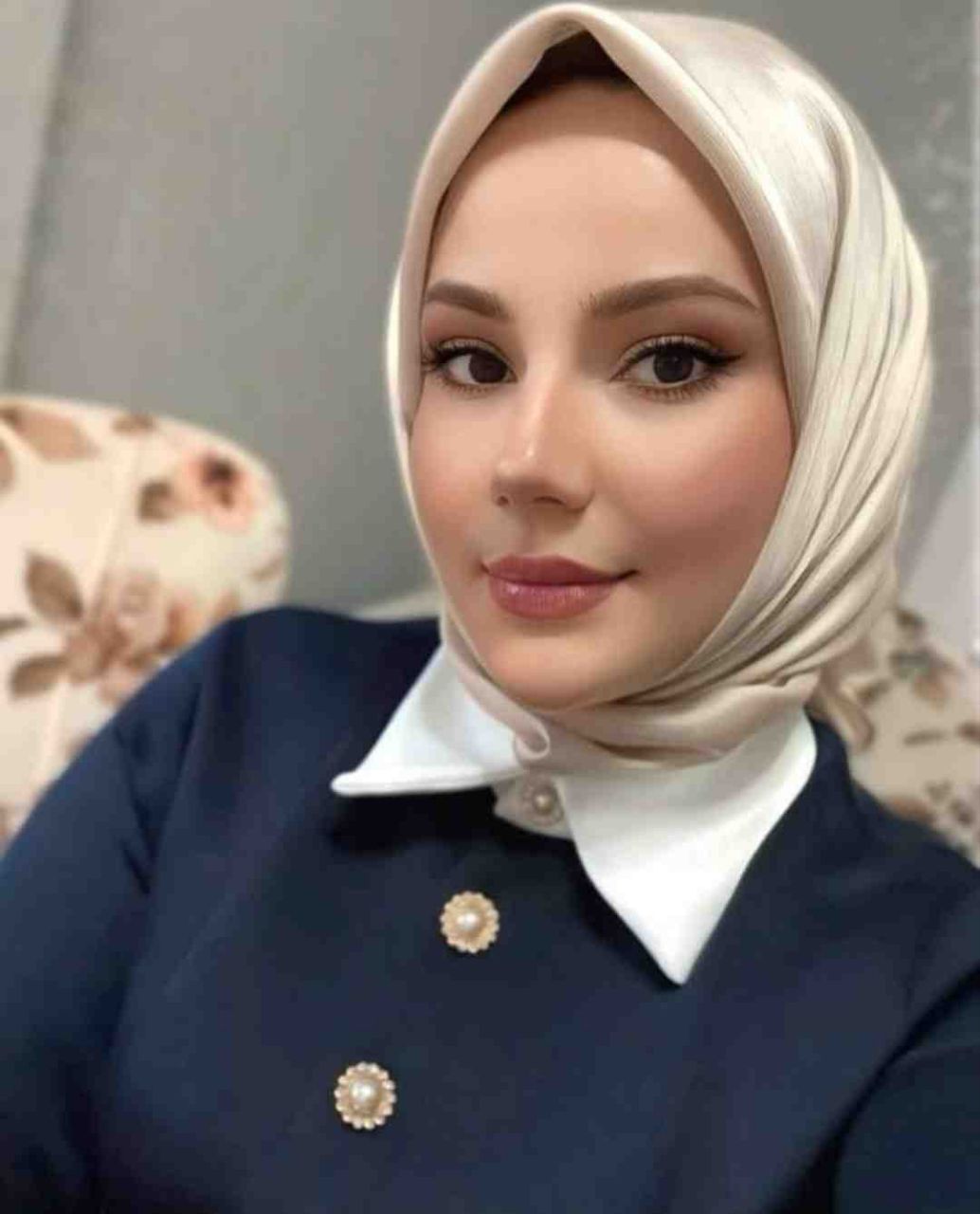 Çürüttüm Bekar Escort Bayan Nermin