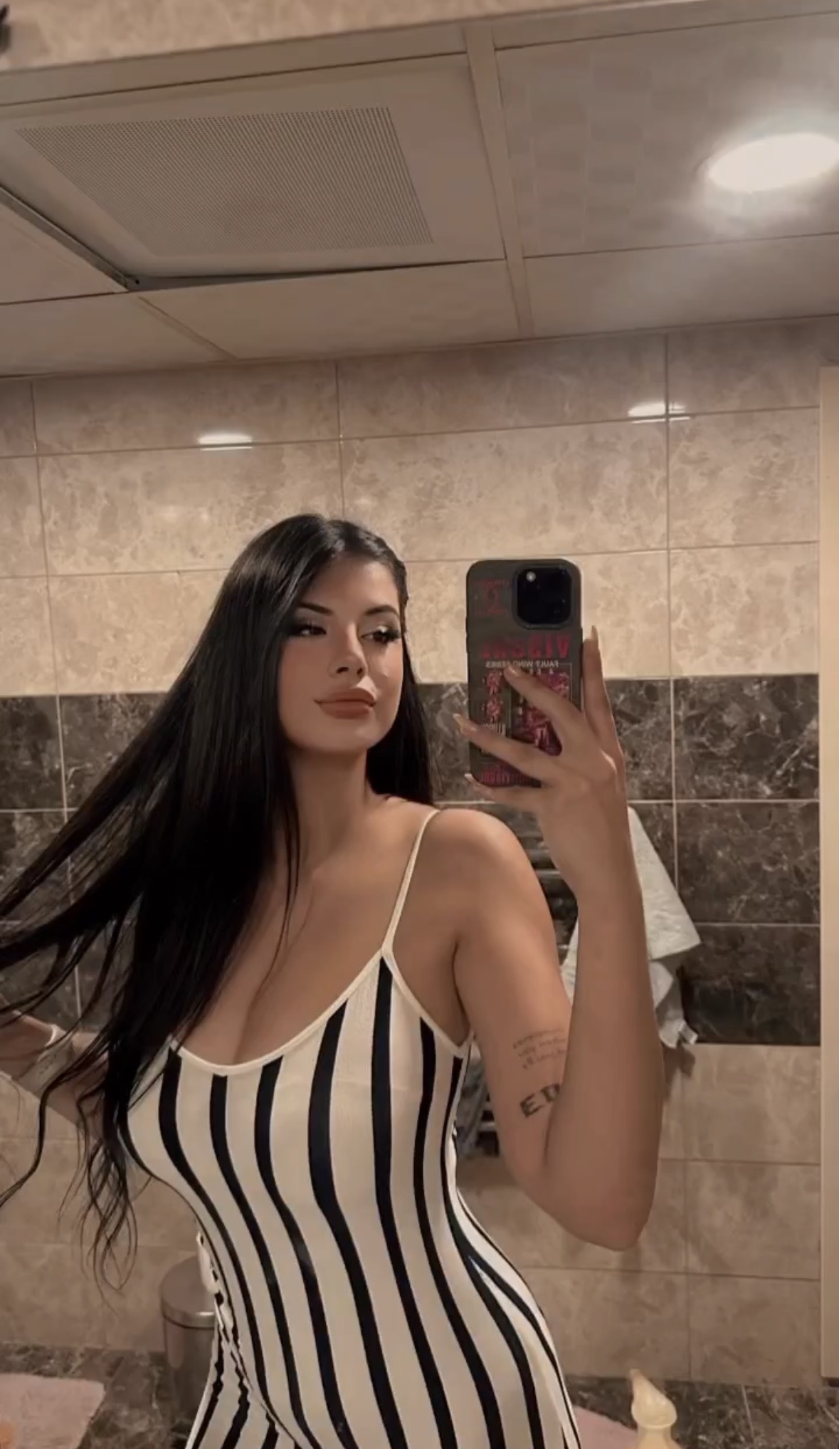 Kaymaz Sevgili Tadında Bayan Escort Irmak