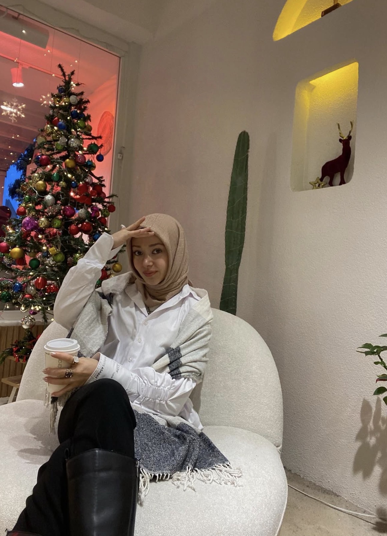 Esence İri Göğüslü Escort Bayan Nihal